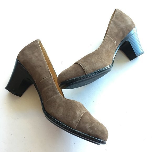 NEW Softspots Cate11 Suede Button Pumps Heel 11M - Picture 3 of 8